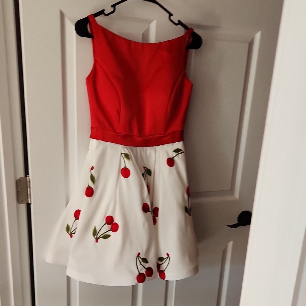Sherri Hill Cherry Red and White Cocktail Dress